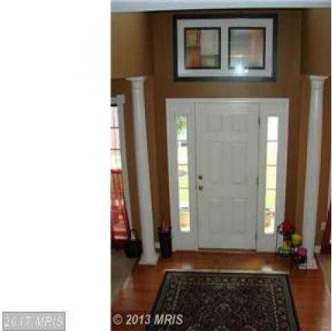 17553 Patterson Dr - Photo 2 of 6