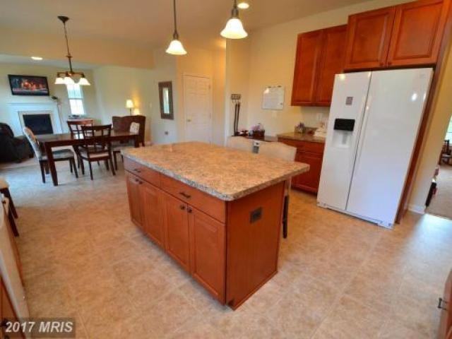 7069 Trace Dr - Photo 3 of 6