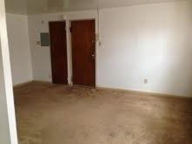 13600 Philmont Ave - Photo 3 of 6