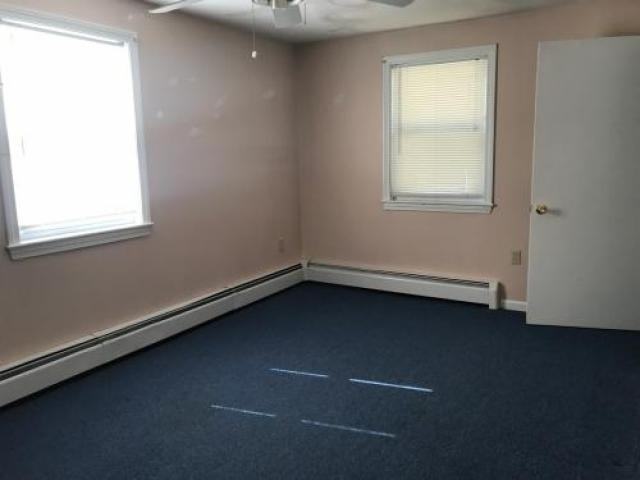 15 Elizabeth Rd - Photo 3 of 4