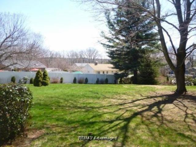 109 Highland Ave - Photo 2 of 6