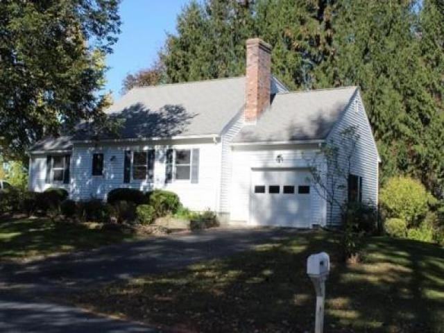 1 Hillside Rd - Photo 3 of 6