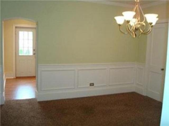 1901 Howland St - Photo 3 of 6