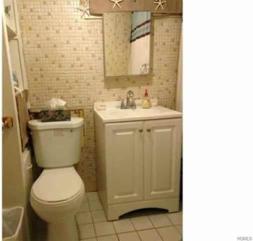 2 Westend Ave - Photo 3 of 6