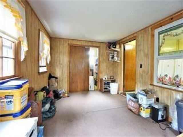 48 Beaver St - Photo 3 of 6