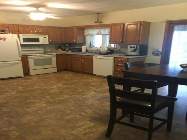 124 Wheeler St - Photo 2 of 6