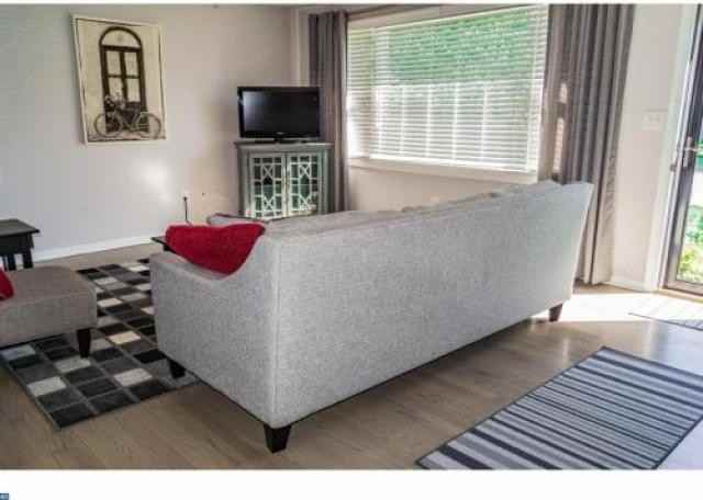 5 W Bradys Ln - Photo 3 of 6