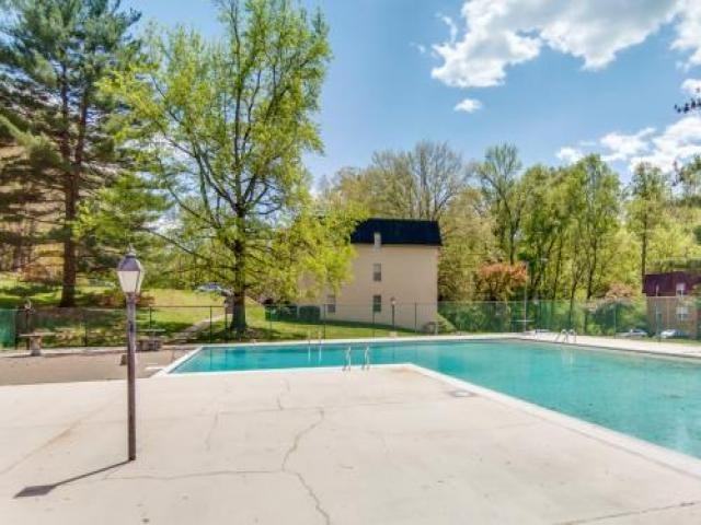 6003 Willow Oaks Dr - Photo 2 of 6