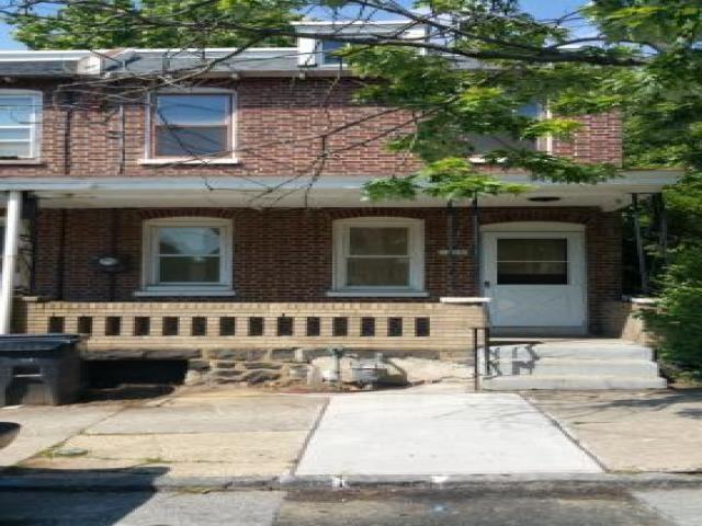 1913 Seneca Rd - Photo 3 of 3
