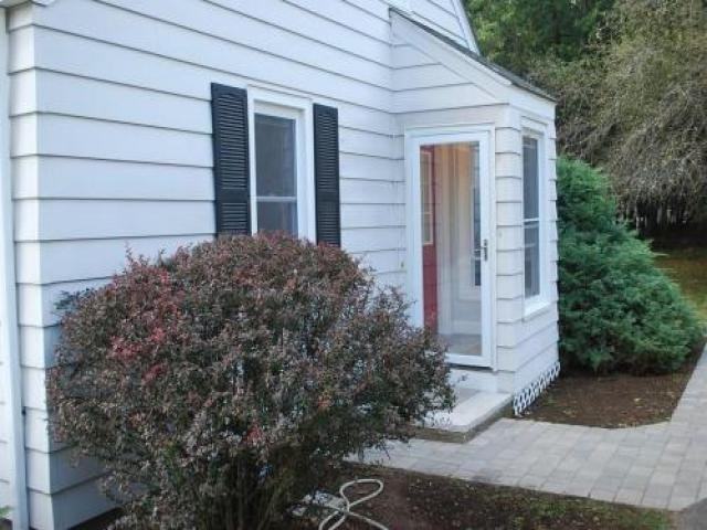 33 Dutton St - Photo 3 of 6