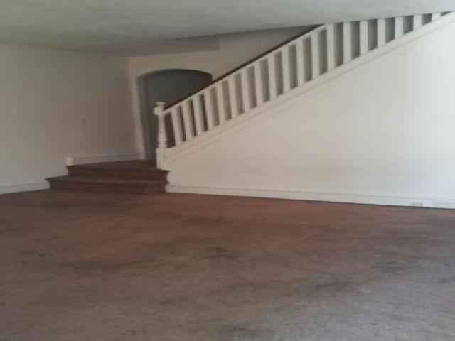 1715 W 8th St - Photo 2 of 3