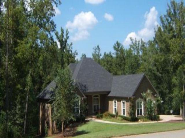 404 River Overlook - Photo 2 of 6