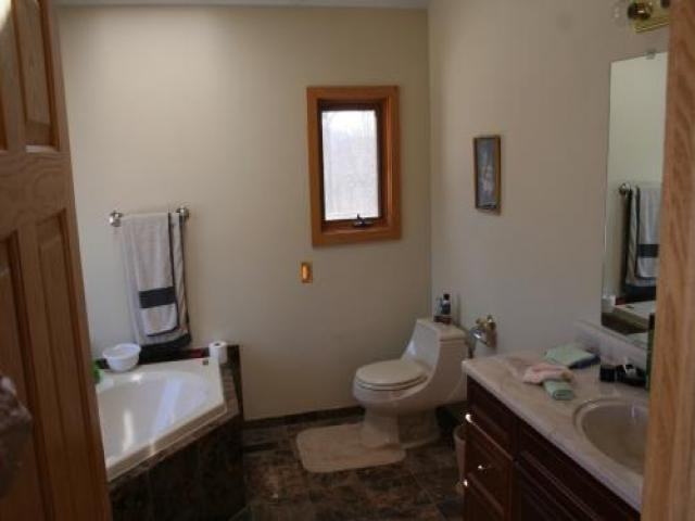 42060 Keithtown Rd - Photo 2 of 4