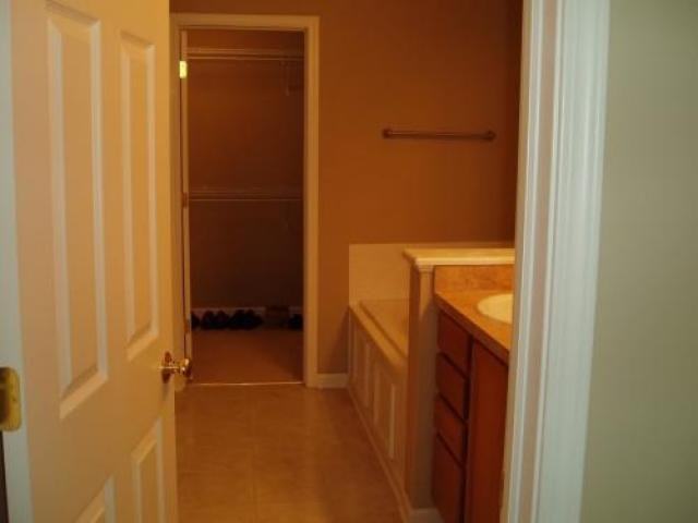 5845 Crescent Ridge Dr - Photo 2 of 6