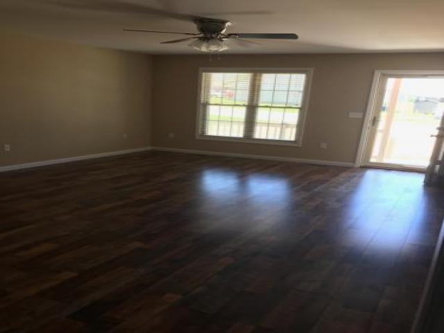 74 Skyview Dr - Photo 3 of 6