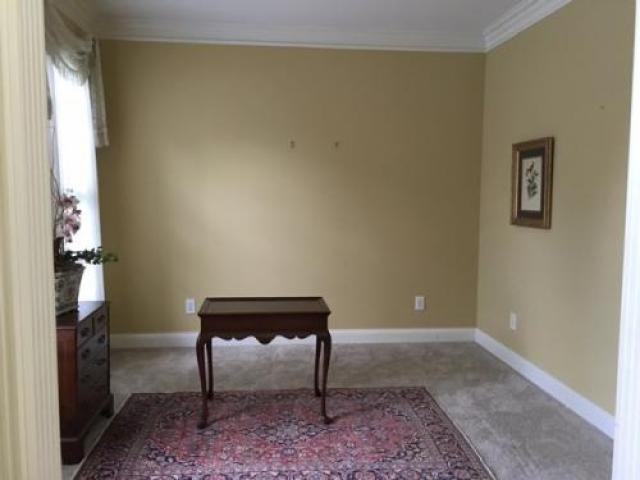 2824 Ashbrooke Dr - Photo 3 of 6