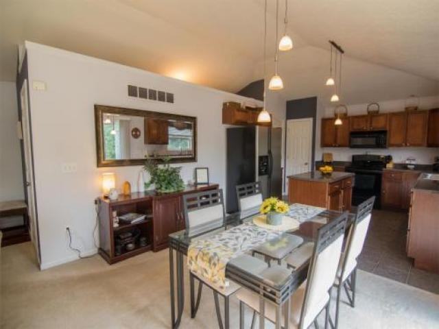 1507 E Henry Clay Ave - Photo 2 of 6