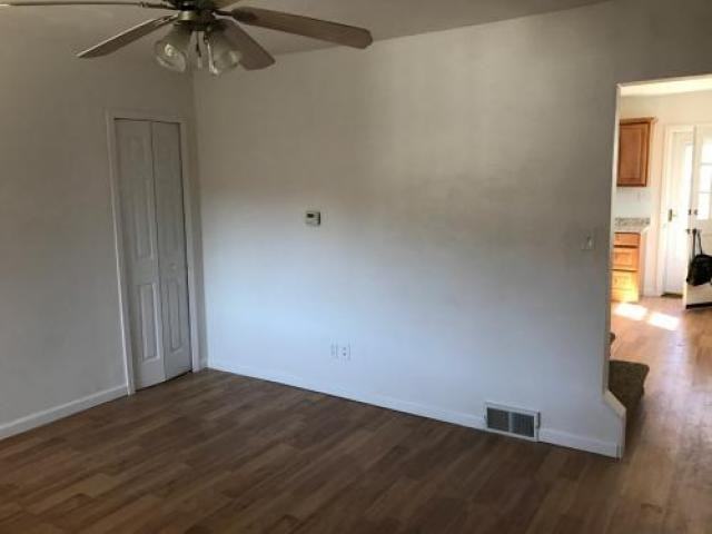 6044 Kennedy Ave - Photo 3 of 6