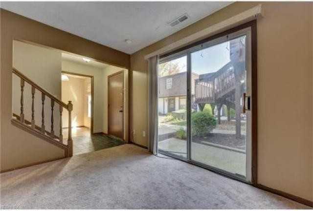 1920 King James Pkwy - Photo 3 of 6