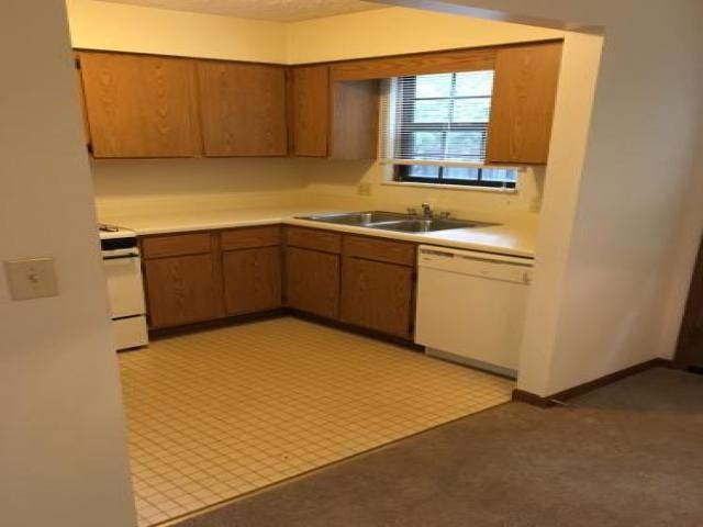 1830 San Remo Dr - Photo 2 of 5