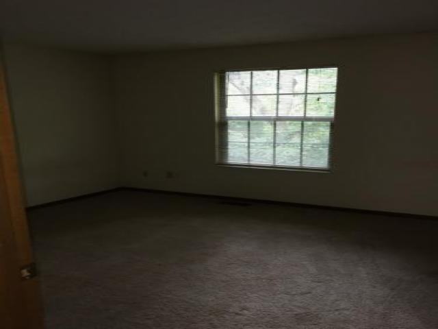 1830 San Remo Dr - Photo 3 of 5