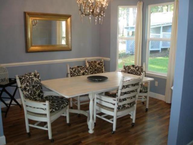 435 Lakeshore Dr - Photo 3 of 4