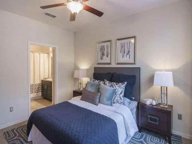 975 Bennett Rd - Photo 2 of 6