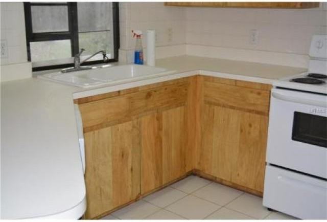 2726 Oak Bend Ct - Photo 2 of 6