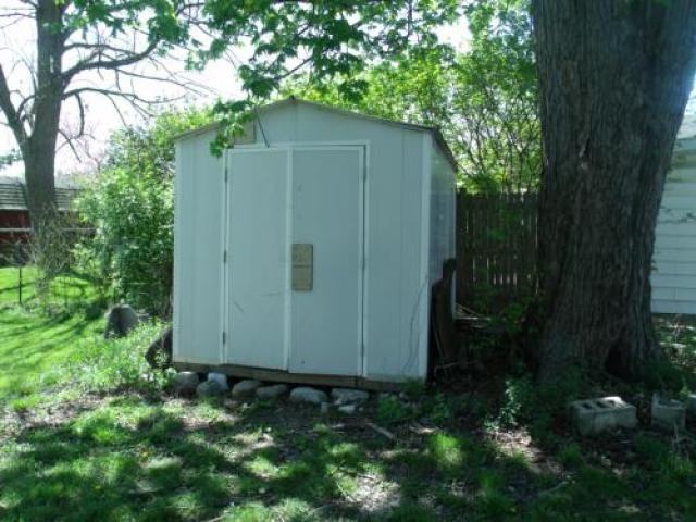 535 W Washington St - Photo 2 of 6