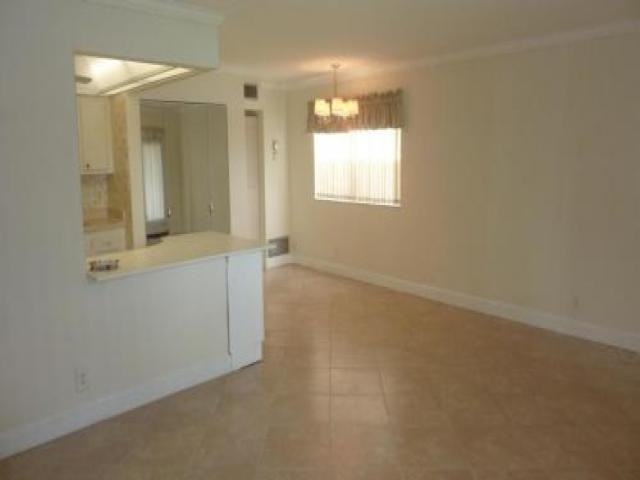 751 Monaco P - Photo 2 of 6