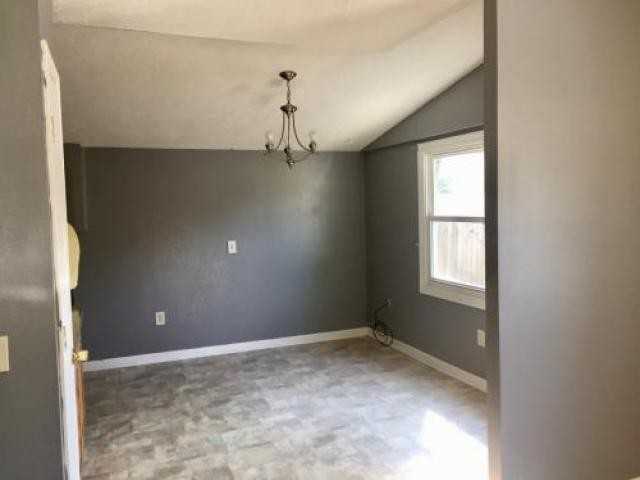 306 Emily Ave - Photo 2 of 6