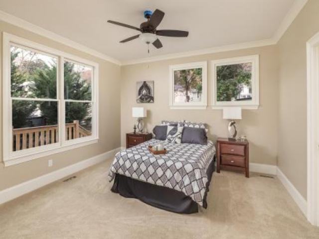 4407 St Elmo Ave - Photo 3 of 6