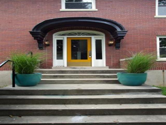 2085 Douglass Blvd - Photo 2 of 6