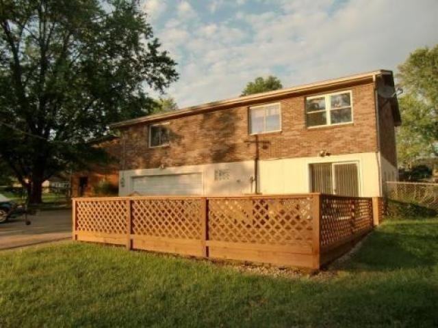 2636 Lynda Ct - Photo 2 of 6