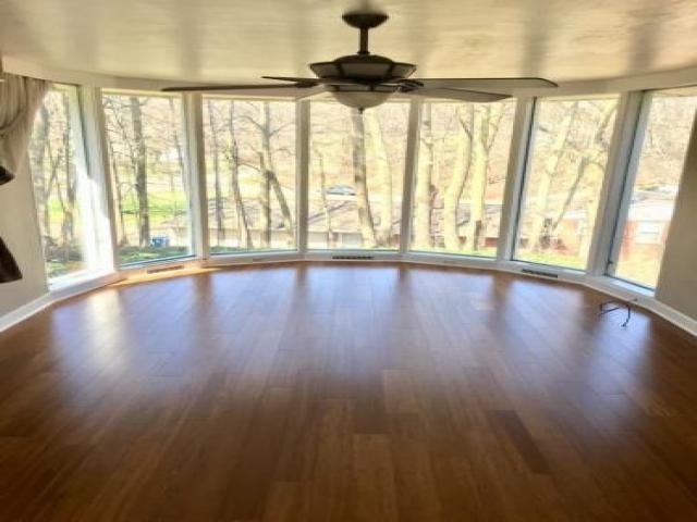 1030 Campbell Ave - Photo 3 of 6