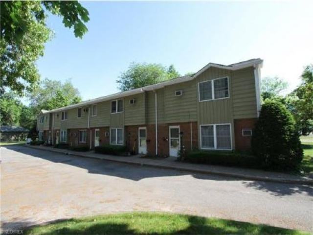 286 Mentor Ave - Photo 2 of 6