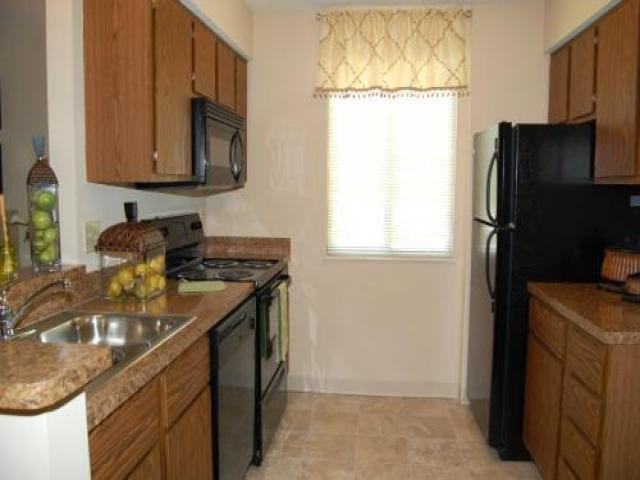 5176 Owl Creek Dr - Photo 2 of 6