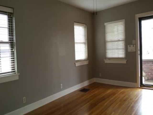 226 Highland Ave - Photo 2 of 6