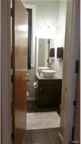 25 Columbus Square Dr - Photo 3 of 6