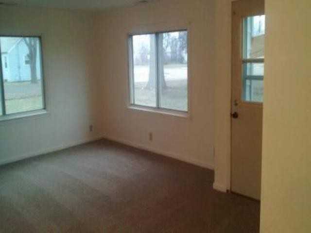 2109 Washington Rd - Photo 2 of 6