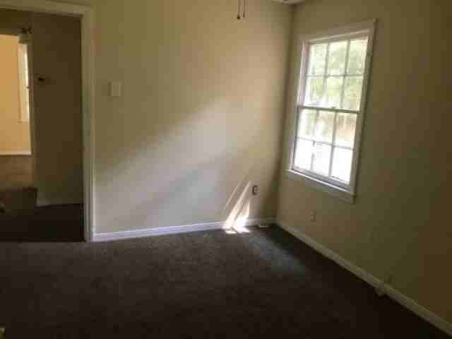 65 Elizabeth Ave - Photo 2 of 6