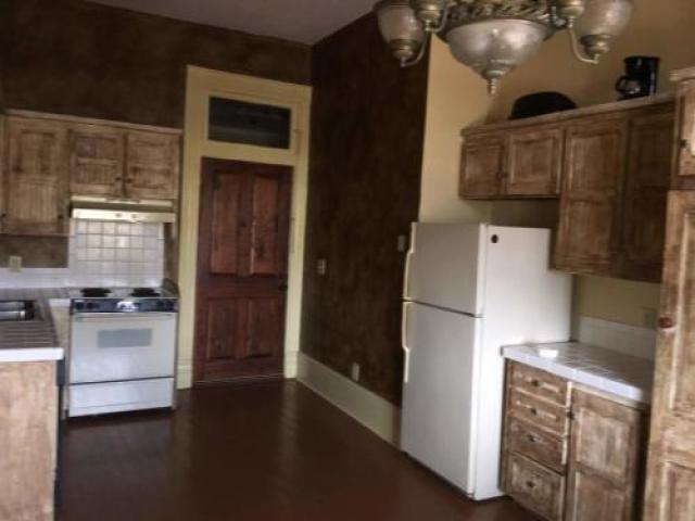 131 W Gallatin St - Photo 2 of 6