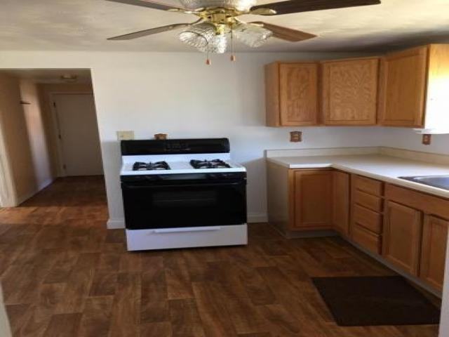 311 6th St - Photo 2 of 6