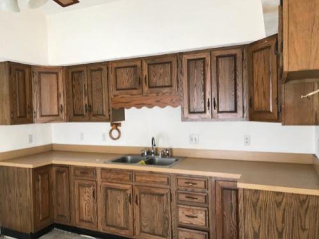 405 N Adams St - Photo 3 of 4
