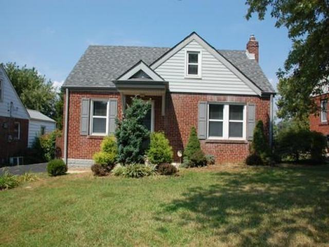 2725 Granda Dr - Photo 2 of 6