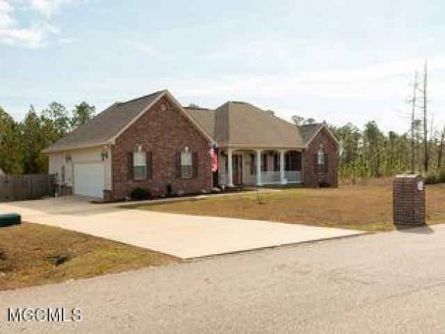 14997 Longwood Ln - Photo 2 of 6