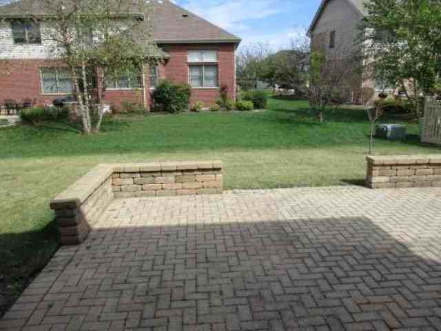 9541 Witham Ln - Photo 3 of 6