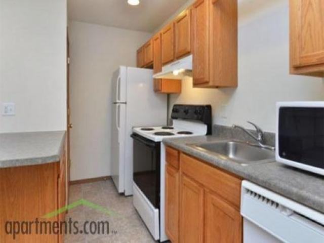 2431 W Bradley Ave - Photo 3 of 6