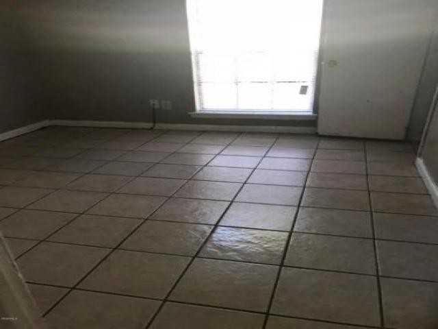 4136 Mimosa Dr - Photo 3 of 5