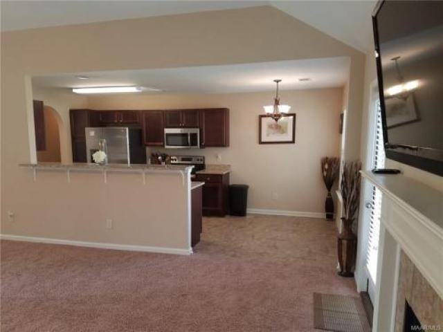 78 Charleston Dr - Photo 3 of 6